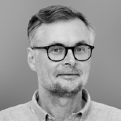 Photo of Professor Jesper Mørk