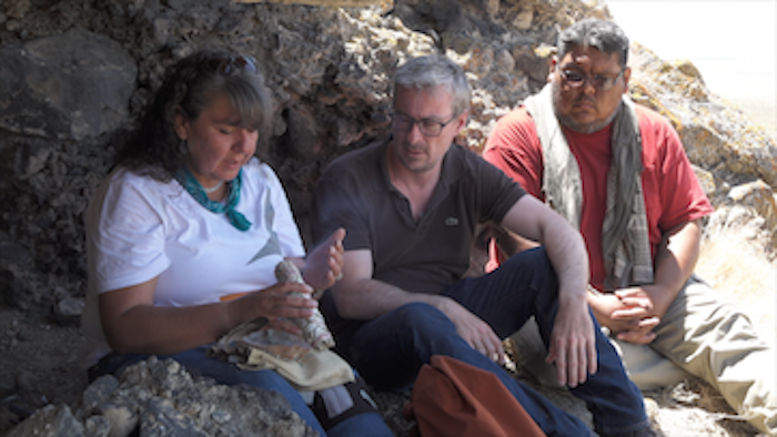 Professor Eske Willerslev med Donna og Joey, begge medlemmer af Fallon Paiute-Shoshone stammen.