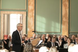 Søren-Peter Olesen, direktør Danmarks Grundforskningsfond, holder oplæg ved fondens årsmøde 2019 